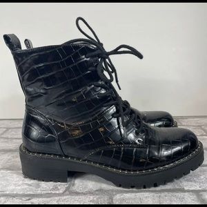 A New Day Black Textured Motorcycle Chukka Boots Zipper lace up Womens Size 8.5